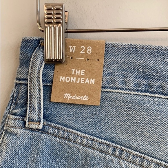 NWT Madewell The Mom jean in Gilford Wash SZ 28 - Picture 7 of 10